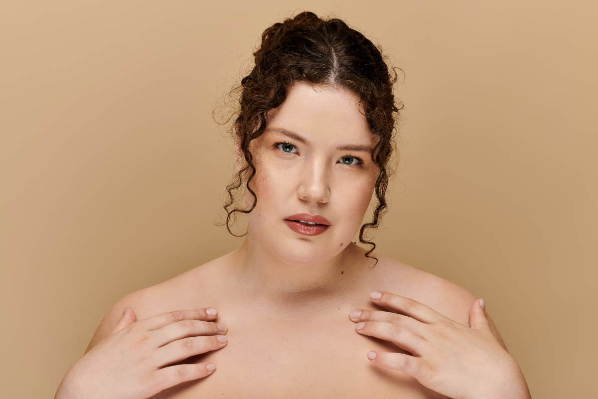 femmes nues et rondes